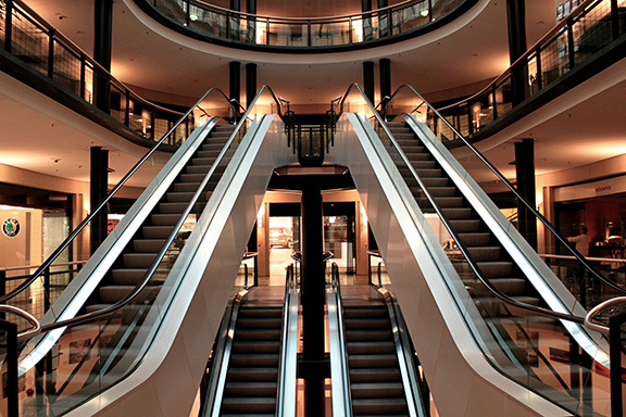 Loyalty Programs – the Next Big Thing in Shopping Malls?